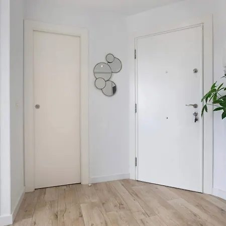 Sunny New In The Center